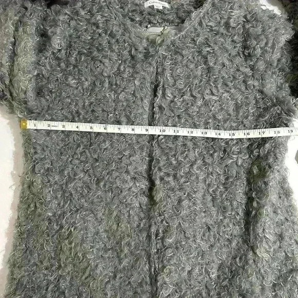 Calvin Klein lined faux Persian lamb jacket w/frog closures - Picture 3 of 9